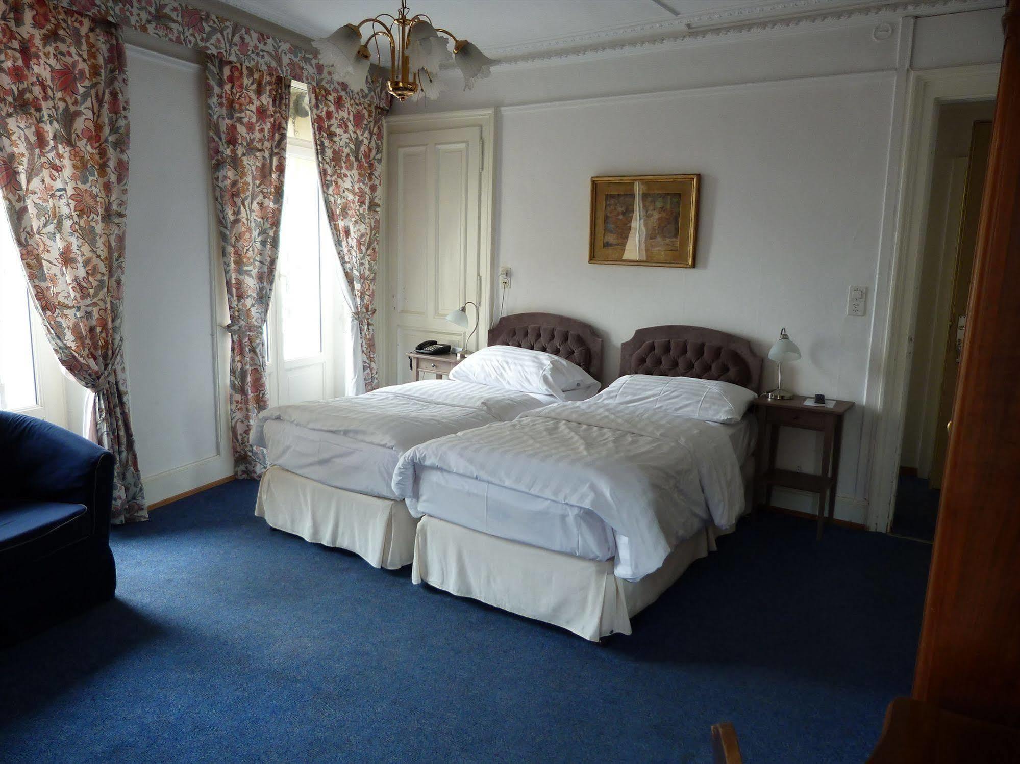 J5 Helvetie & La Brasserie Hotel 3*